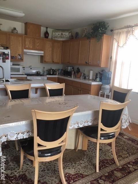 1560 E Springer Dr, Turlock, CA 95382 photo 5