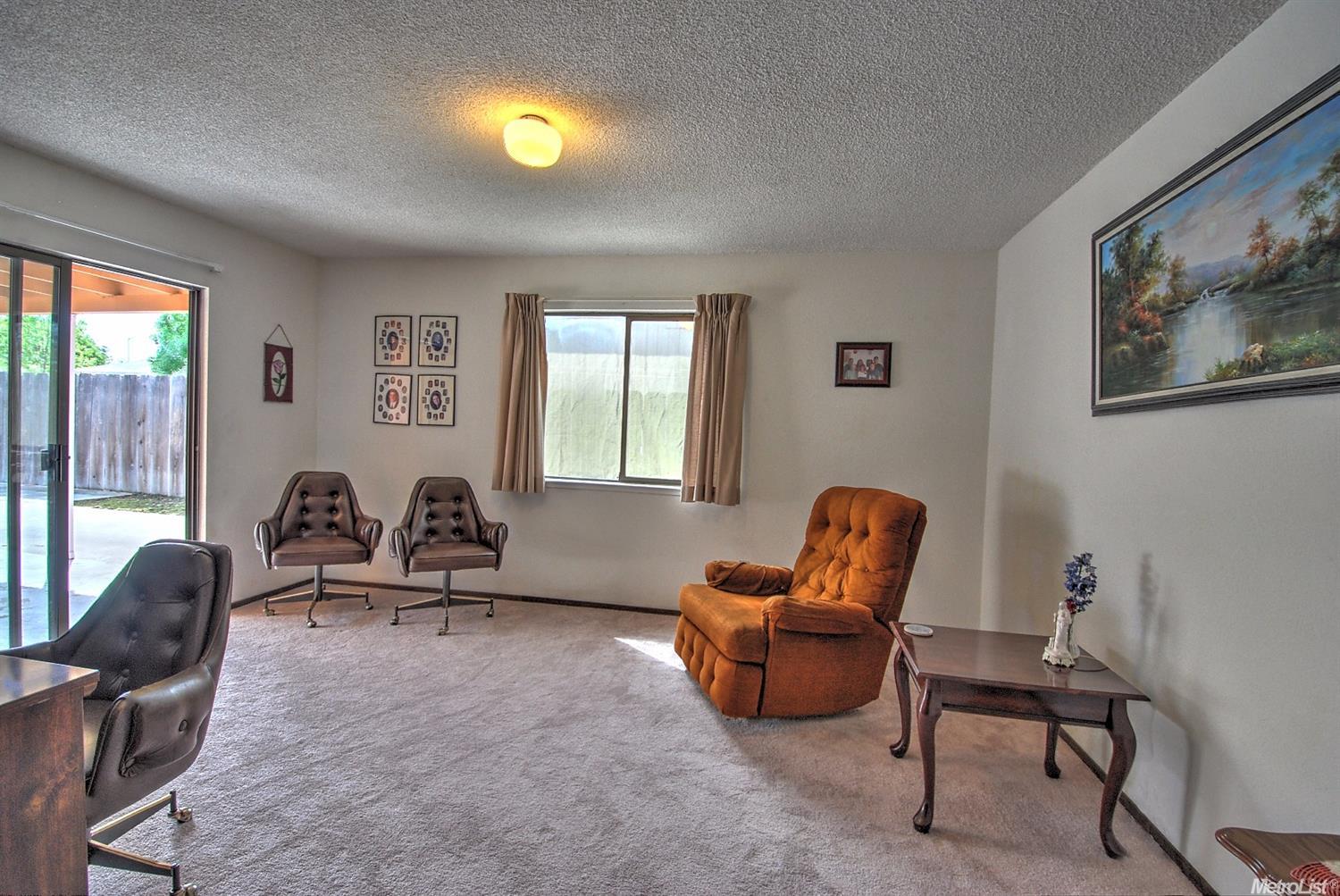 240 S Roxie Dr, Ripon, CA 95366 photo 5