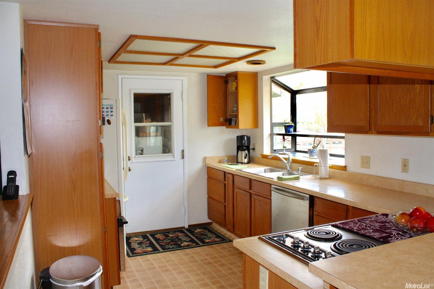 10919 Mann Rd, Wilton, CA 95693 photo 5