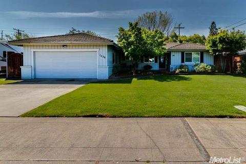 1036 Edgewood Dr, Lodi, CA 95240 photo 1