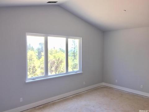 18762 Joseph Dr, Grass Valley, CA 95949 photo 13