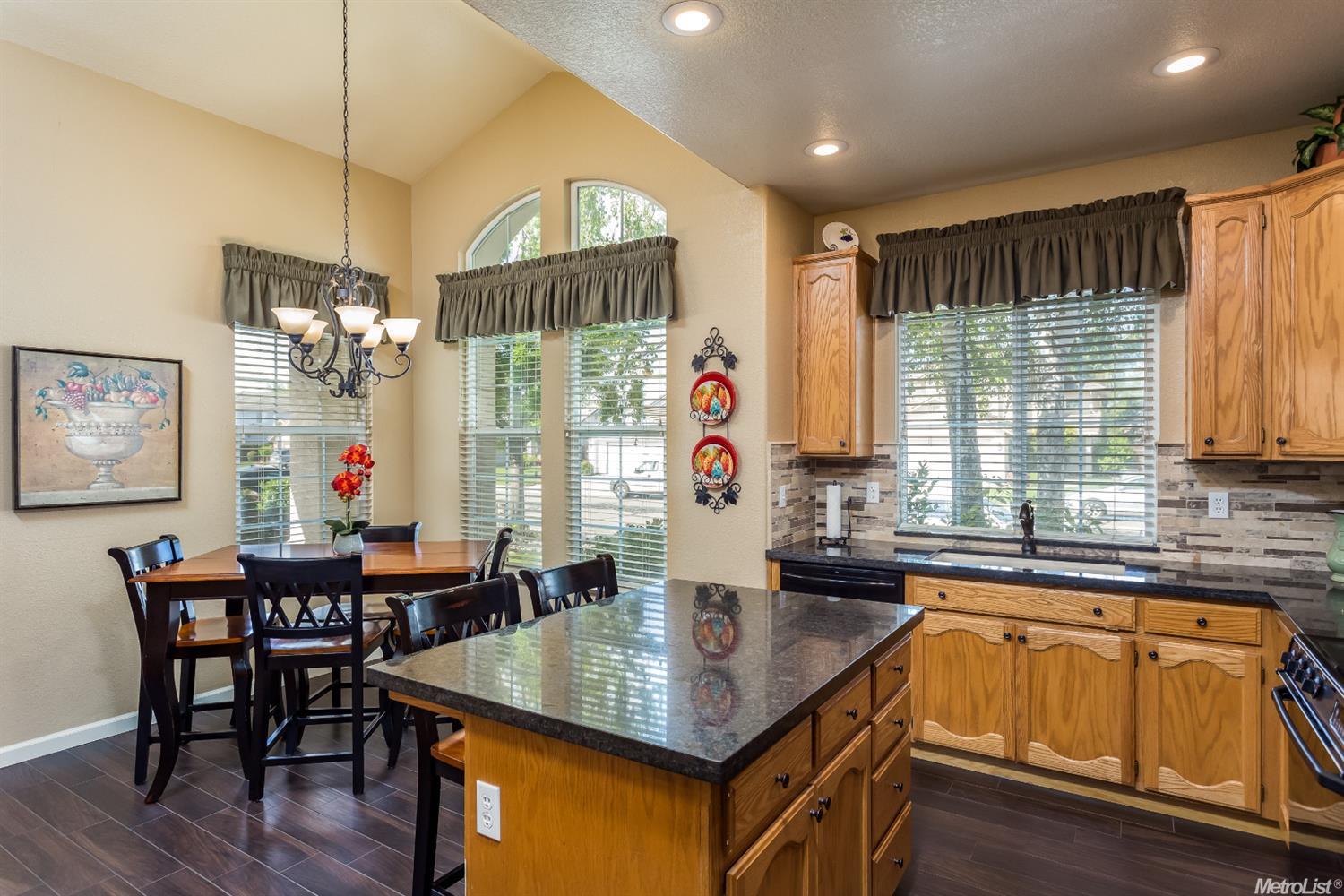246 Van Dyken Way, Ripon, CA 95366 photo 3