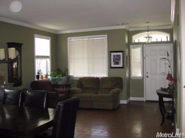 2119 Brennan Ln, Manteca, CA 95337 photo 2
