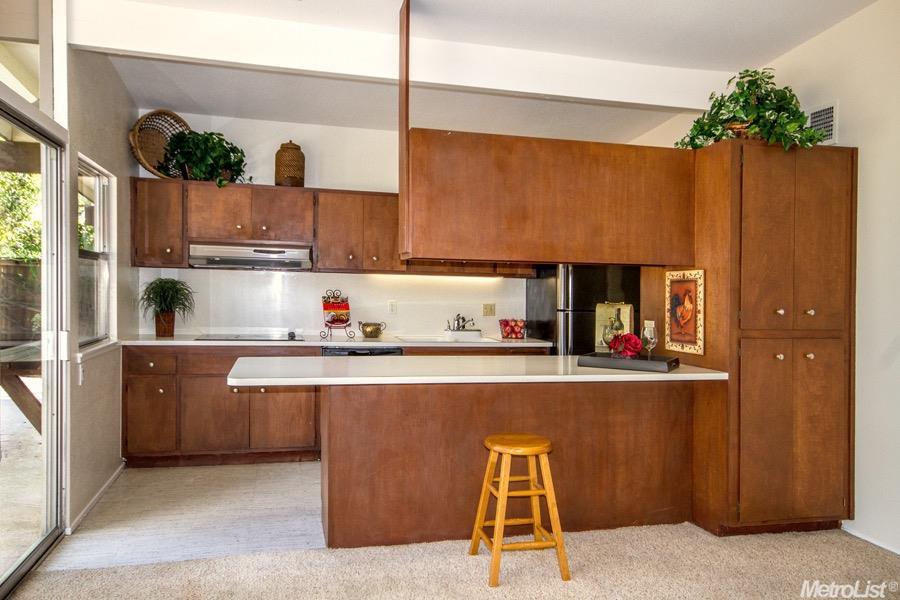 1406 Sycamore Ln, Davis, CA 95616 photo 6