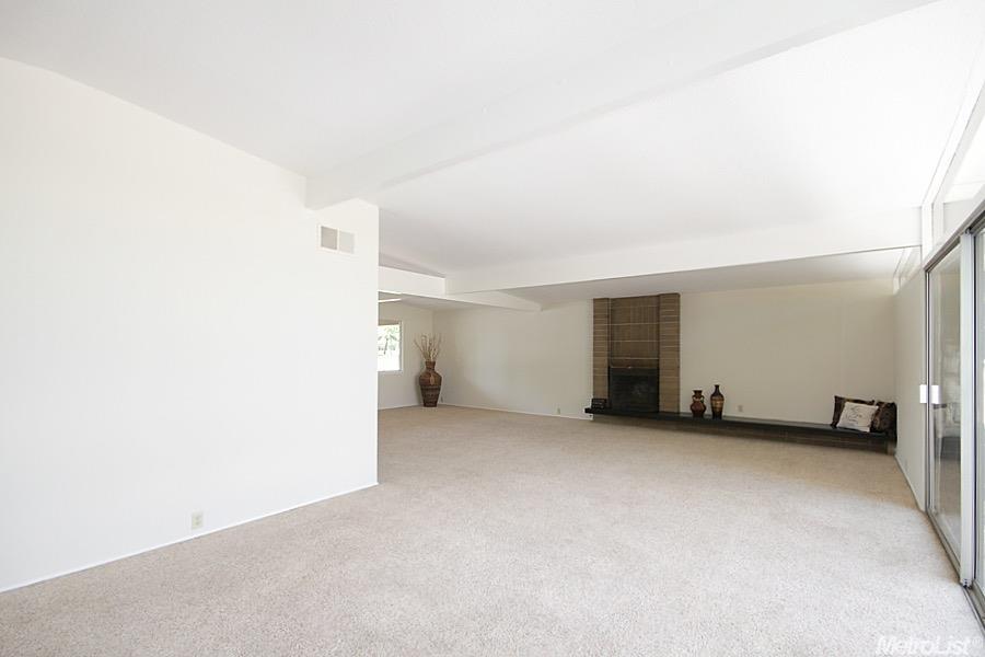 1406 Sycamore Ln, Davis, CA 95616 photo 8