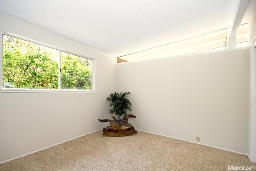 1406 Sycamore Ln, Davis, CA 95616 photo 18