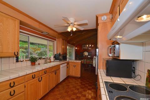 229 Boarman St, Jackson, CA 95642 photo 2