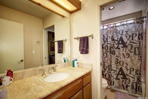 809 La Coruno, Davis, CA 95618 photo 13