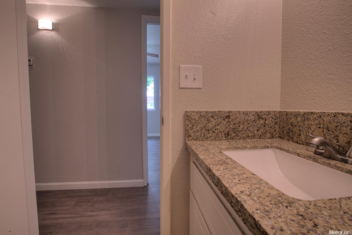 3905 Woodview Dr, Ceres, CA 95307 photo 13