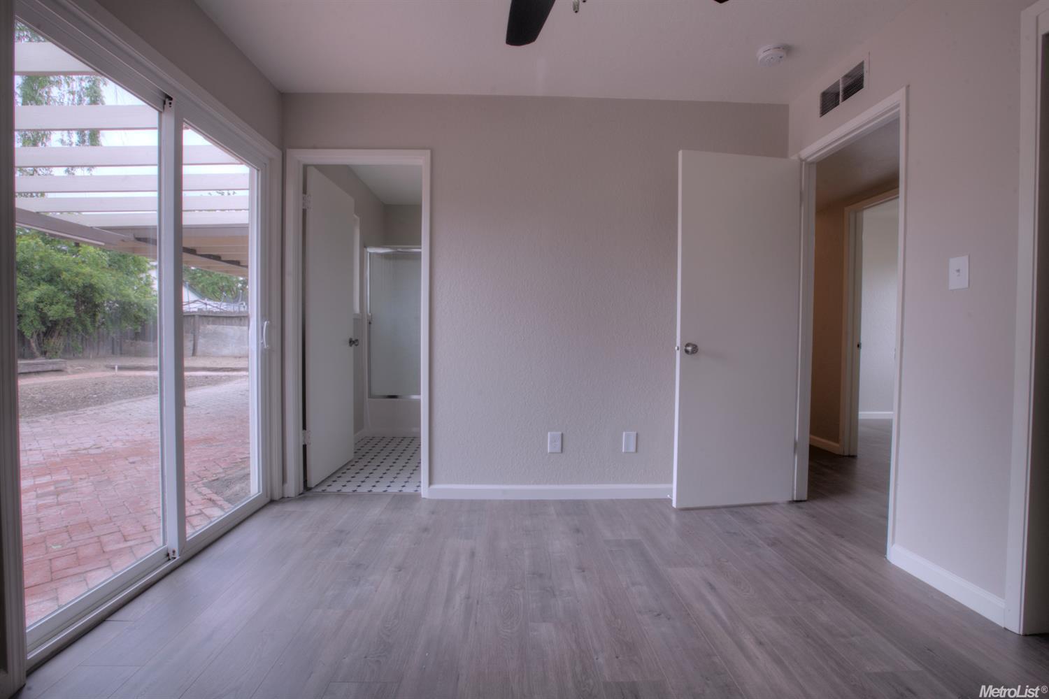 3905 Woodview Dr, Ceres, CA 95307 photo 17