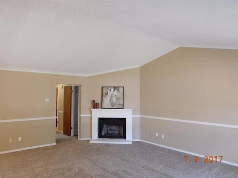 1908 Oostburg Ct, Modesto, CA 95356 photo 2