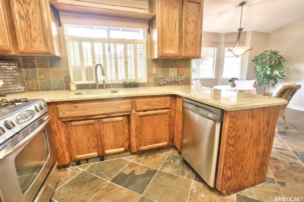 3401 Cobblestone Dr, Rocklin, CA 95765 photo 17