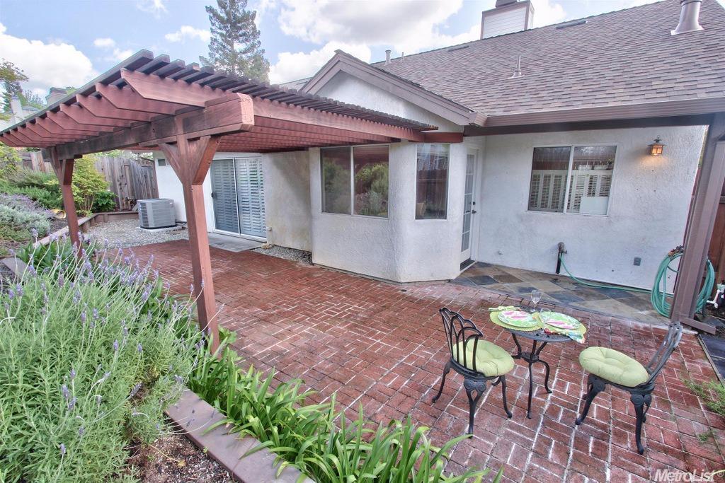 3401 Cobblestone Dr, Rocklin, CA 95765 photo 4