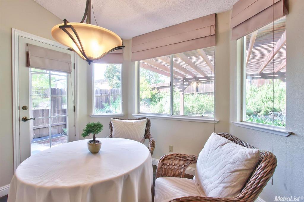 3401 Cobblestone Dr, Rocklin, CA 95765 photo 3