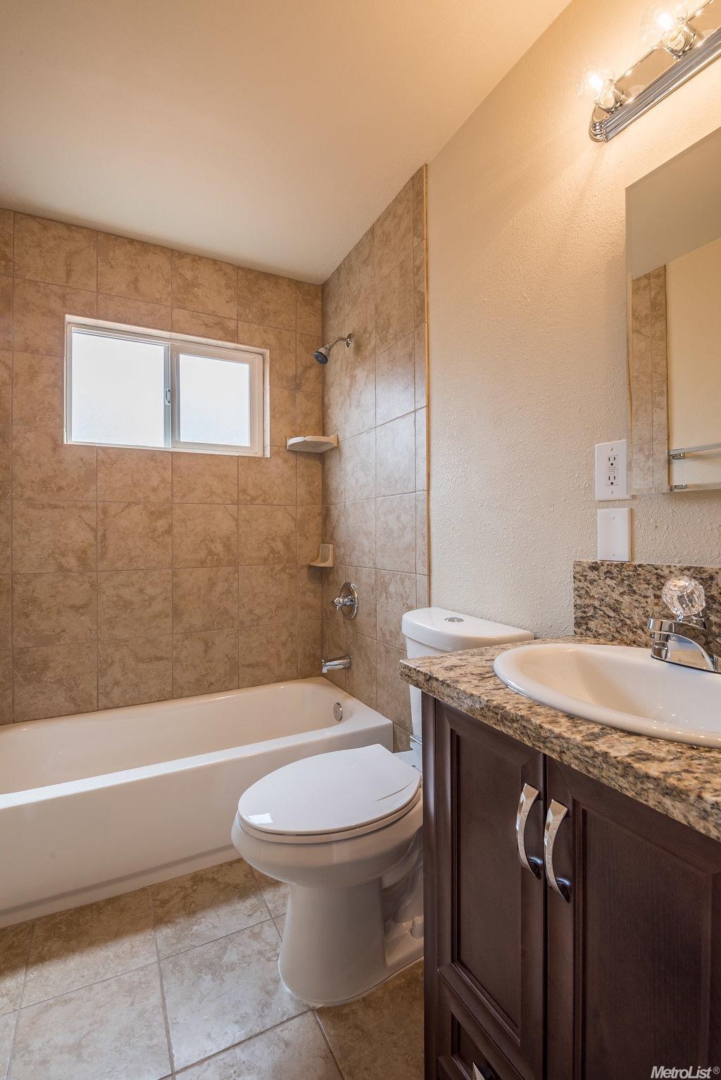 1147 Rose Ave, Modesto, CA 95355 photo 14
