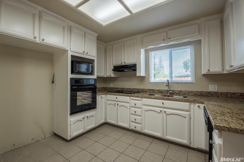1147 Rose Ave, Modesto, CA 95355 photo 4