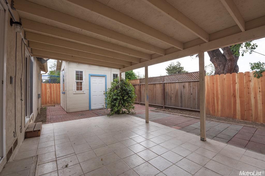 1147 Rose Ave, Modesto, CA 95355 photo 24