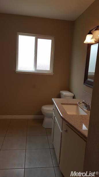 1305 Riverton, Modesto, CA 95355 photo 17