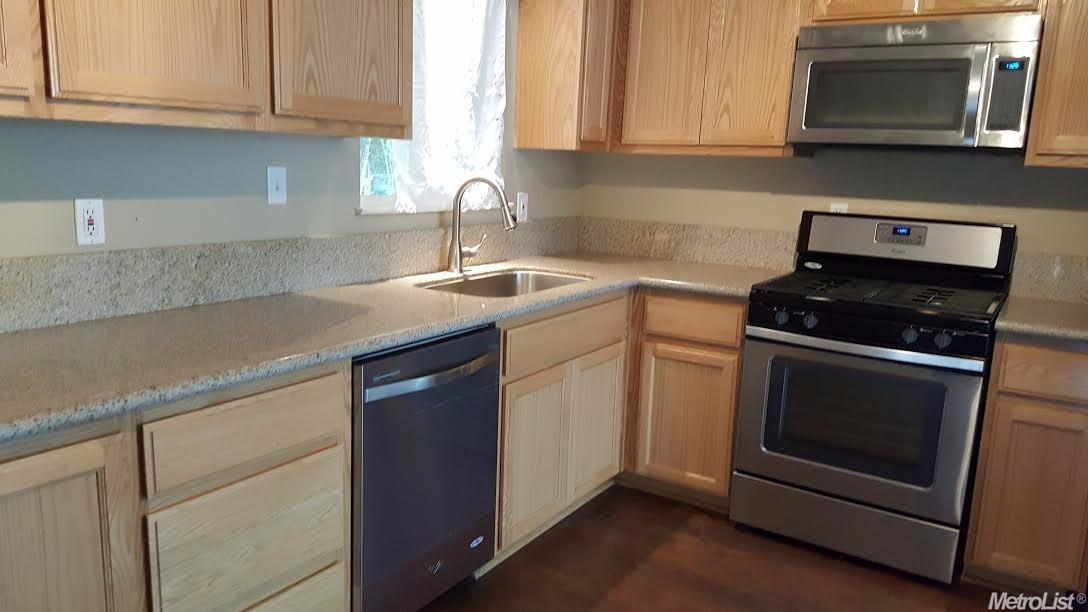 1305 Riverton, Modesto, CA 95355 photo 9