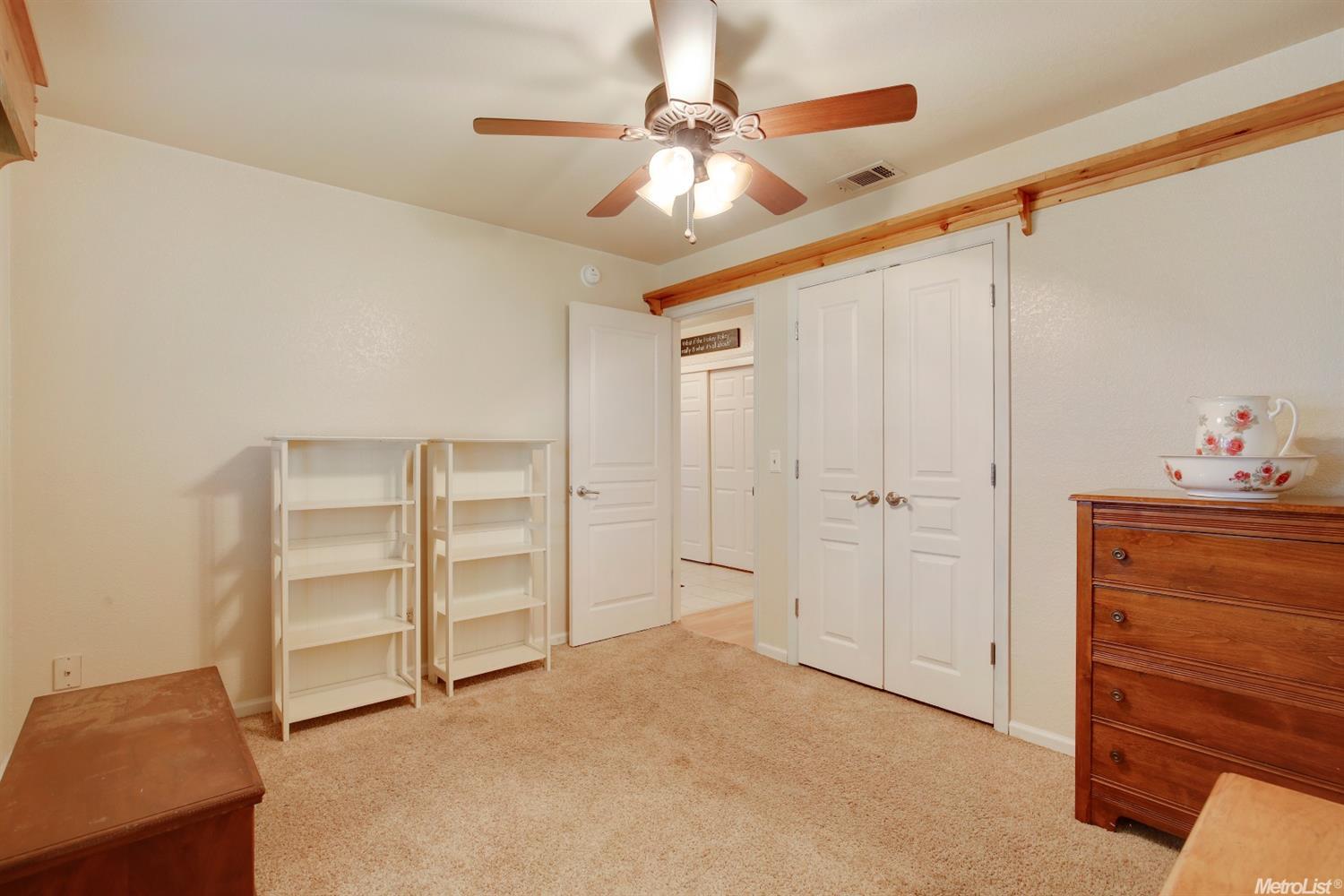 406 Elgin Ave, Lodi, CA 95240 photo 23