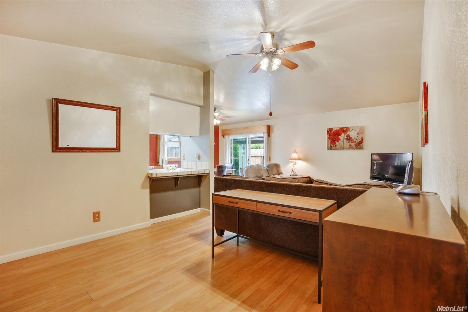 406 Elgin Ave, Lodi, CA 95240 photo 5