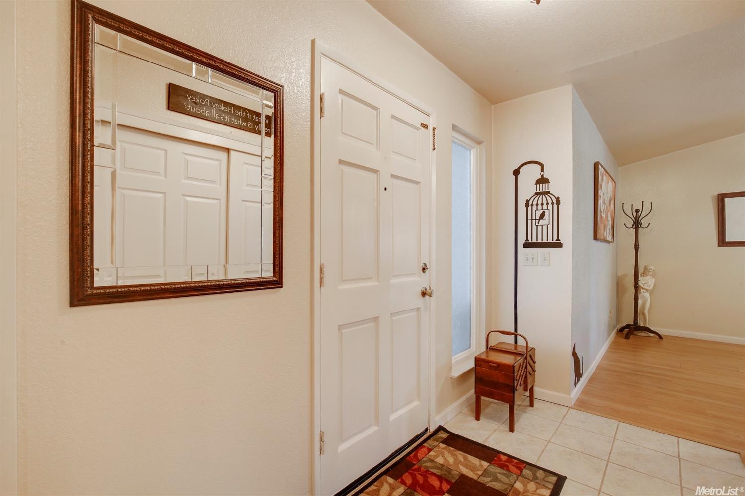 406 Elgin Ave, Lodi, CA 95240 photo 4