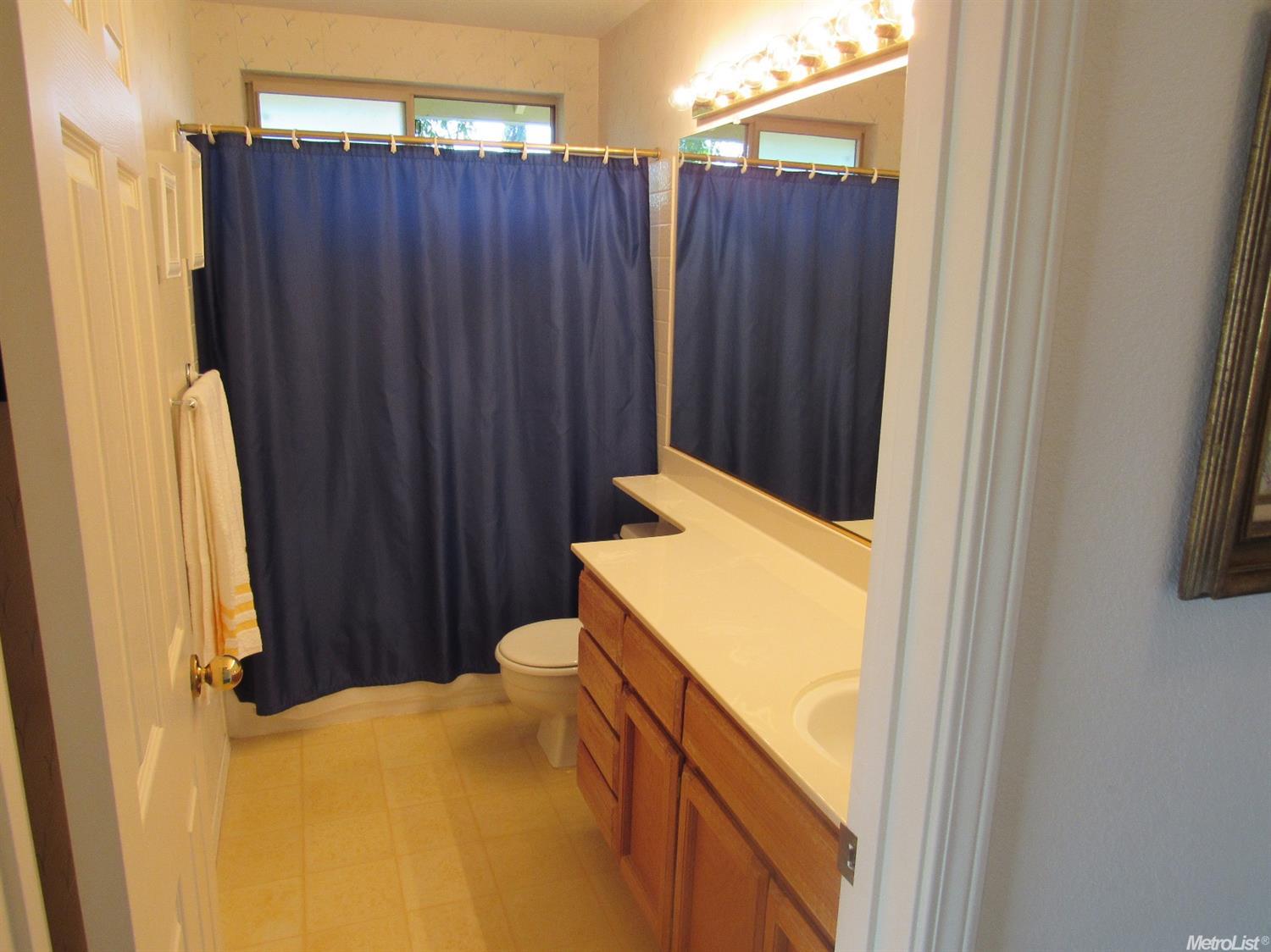 8208 Pinefield Dr, Antelope, CA 95843 photo 22