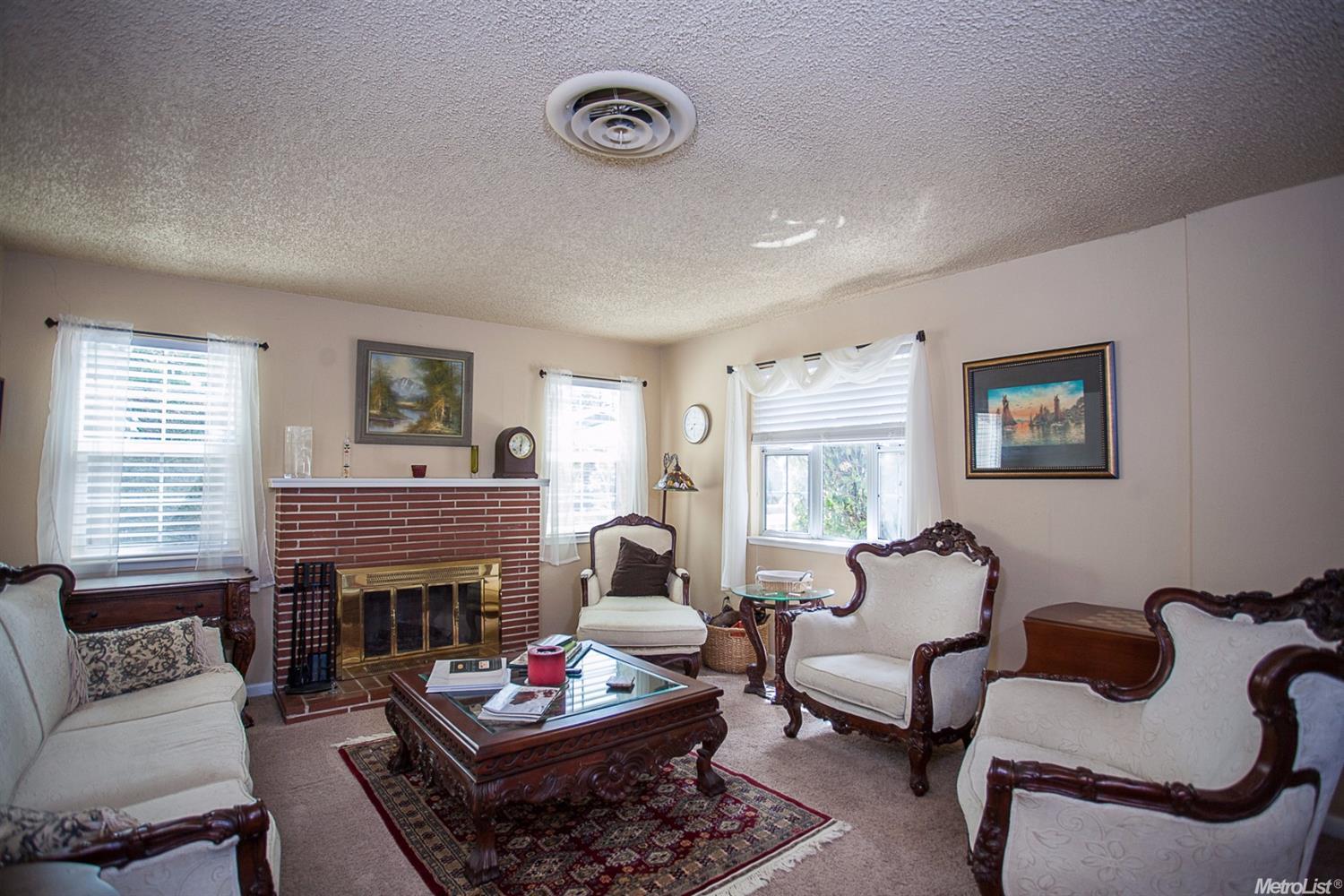 6035 Glenbrook Ln, Carmichael, CA 95608 photo 5