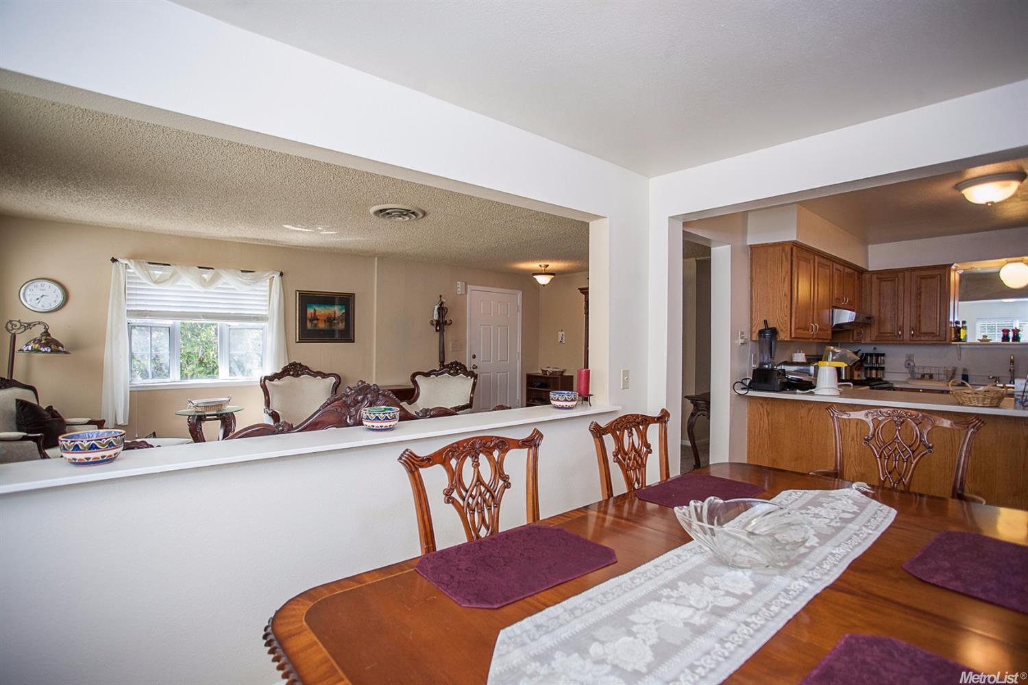 6035 Glenbrook Ln, Carmichael, CA 95608 photo 6