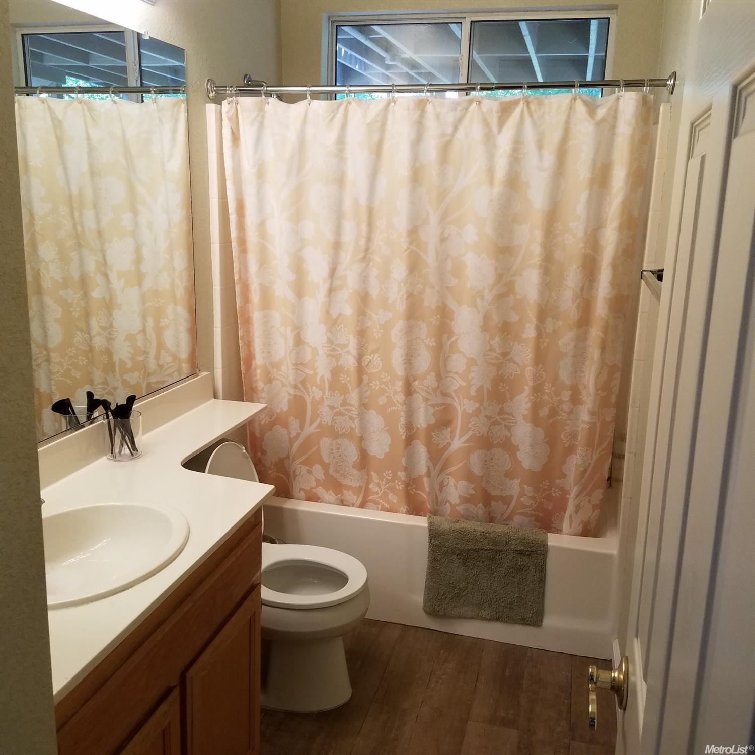 3352 Pumpkin Ct, Tracy, CA 95377 photo 4