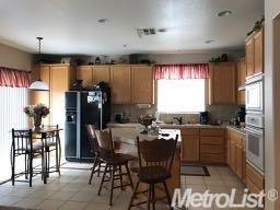1613 Via Italiano, Gustine, CA 95322 photo 4