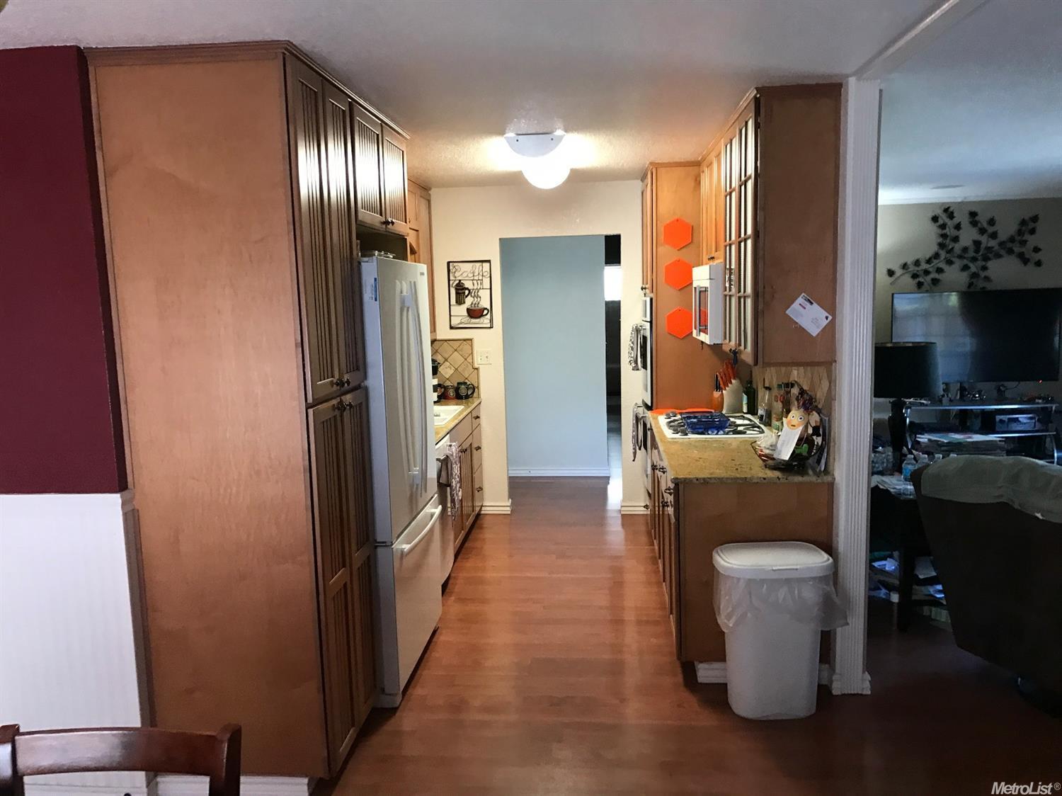 2504 Stone Crop Ln, Modesto, CA 95355 photo 5