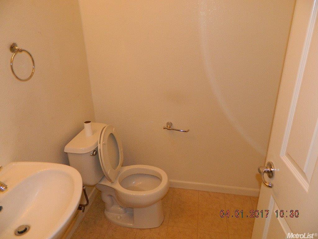 4697 N Berkeley Ave, Turlock, CA 95382 photo 23
