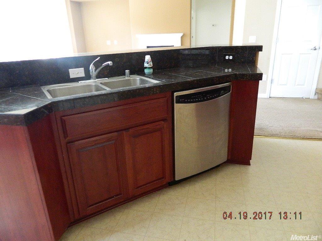 4697 N Berkeley Ave, Turlock, CA 95382 photo 8