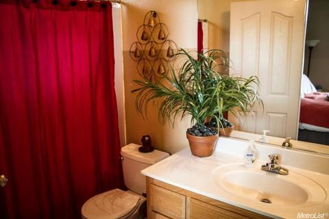 3304 Fallen Oak Ct, Modesto, CA 95355 photo 10
