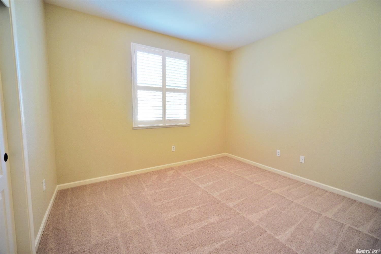 3359 Eskaton Dr, Placerville, CA 95667 photo 2