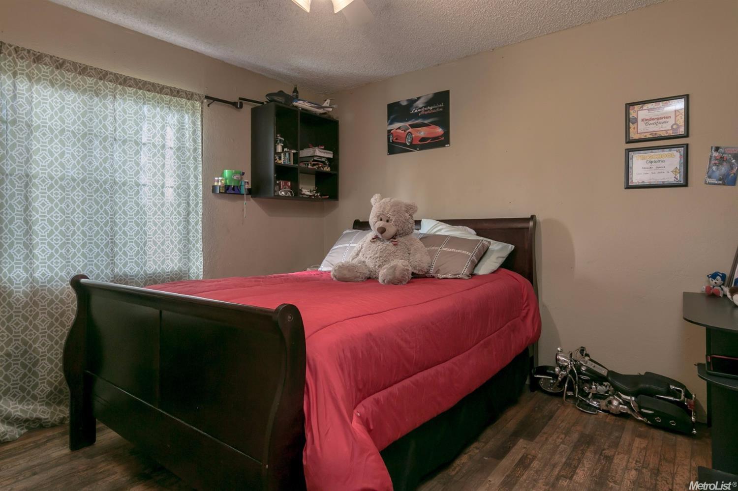 4604 E 3rd St, Stockton, CA 95215 photo 6