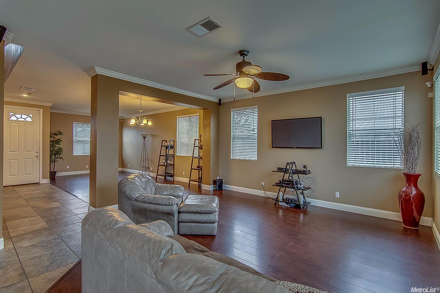 2223 Toscano Dr, Manteca, CA 95337 photo 5
