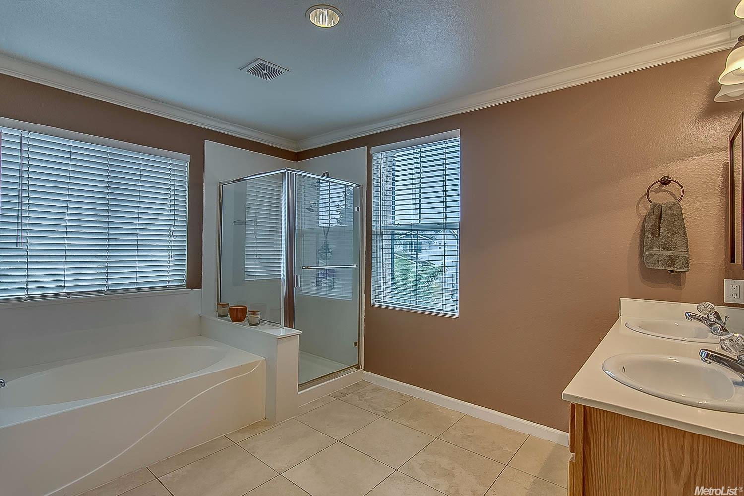 2223 Toscano Dr, Manteca, CA 95337 photo 14