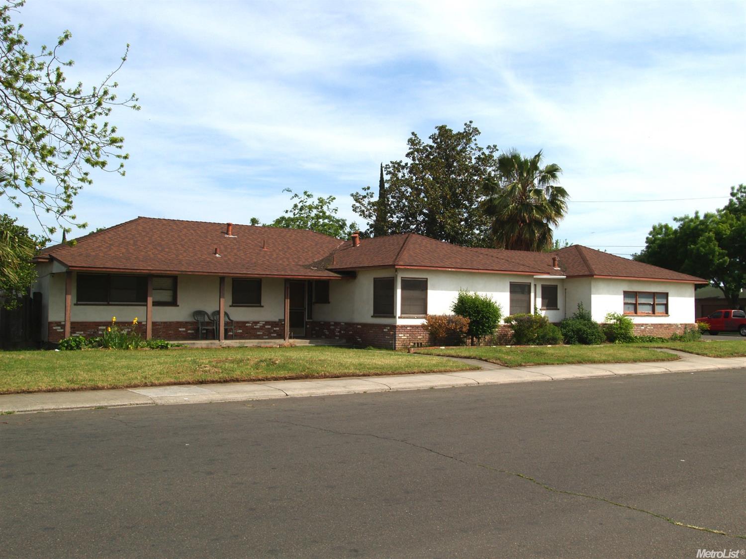 2020 6th St, Ceres, CA 95307 photo 2