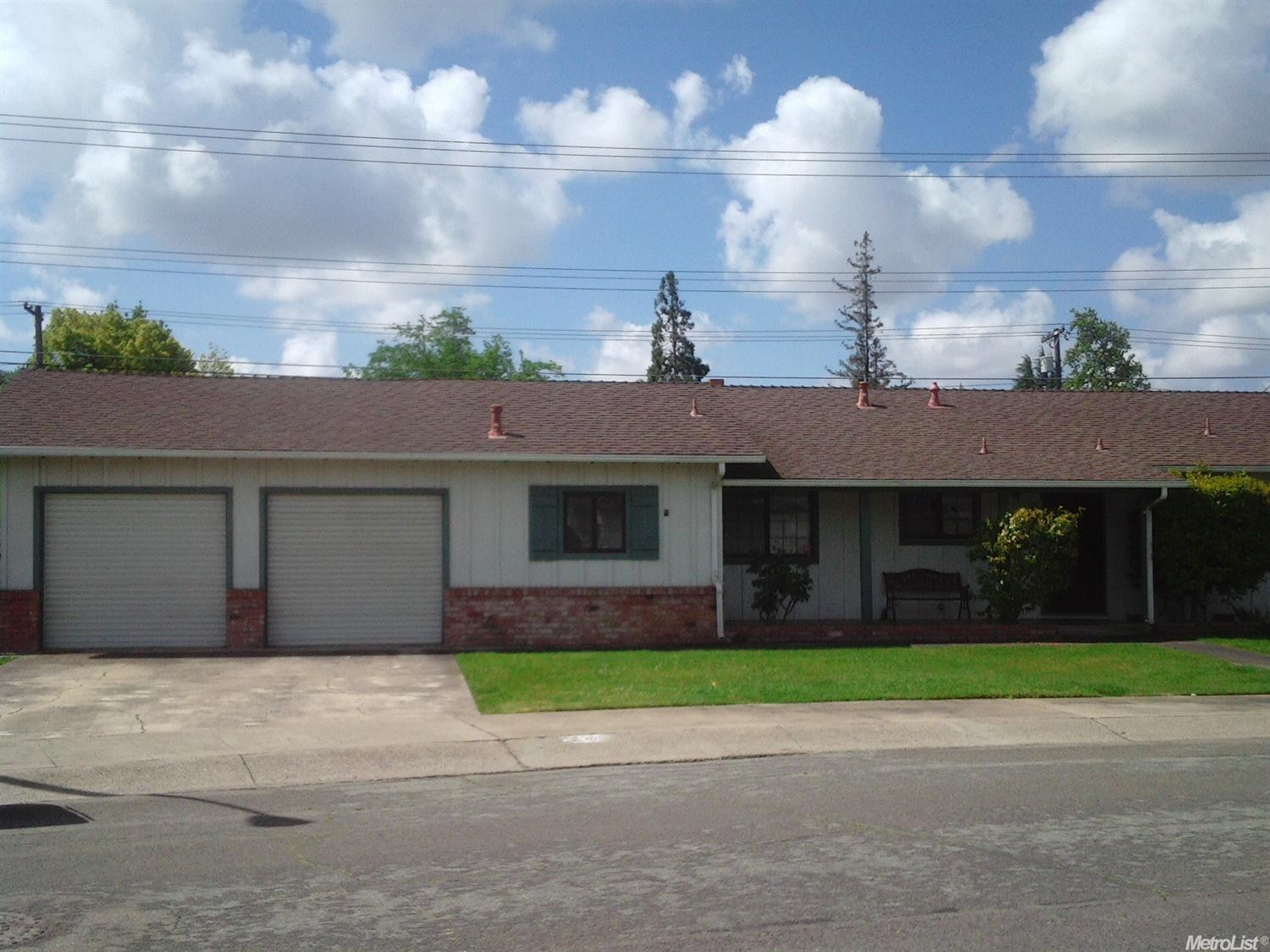 946 Daisy Ave, Lodi, CA 95242 photo 3