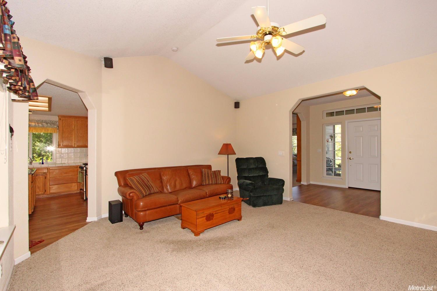 4631 Fremonts Loop, Rescue, CA 95672 photo 6