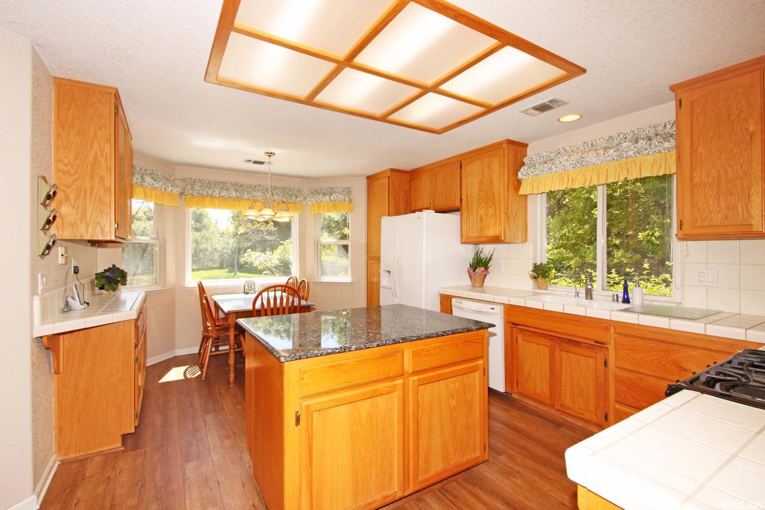4631 Fremonts Loop, Rescue, CA 95672 photo 7
