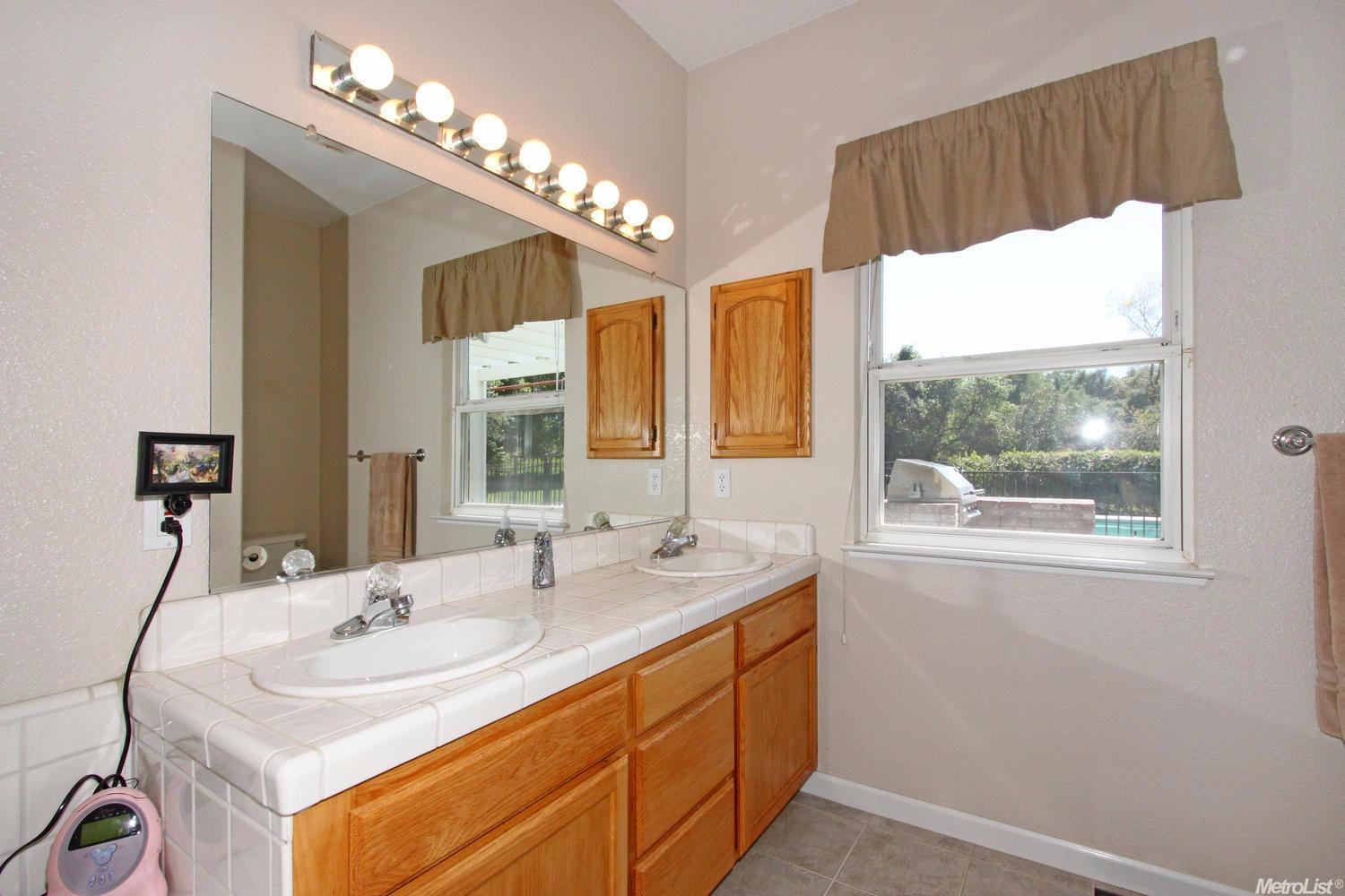 4631 Fremonts Loop, Rescue, CA 95672 photo 14