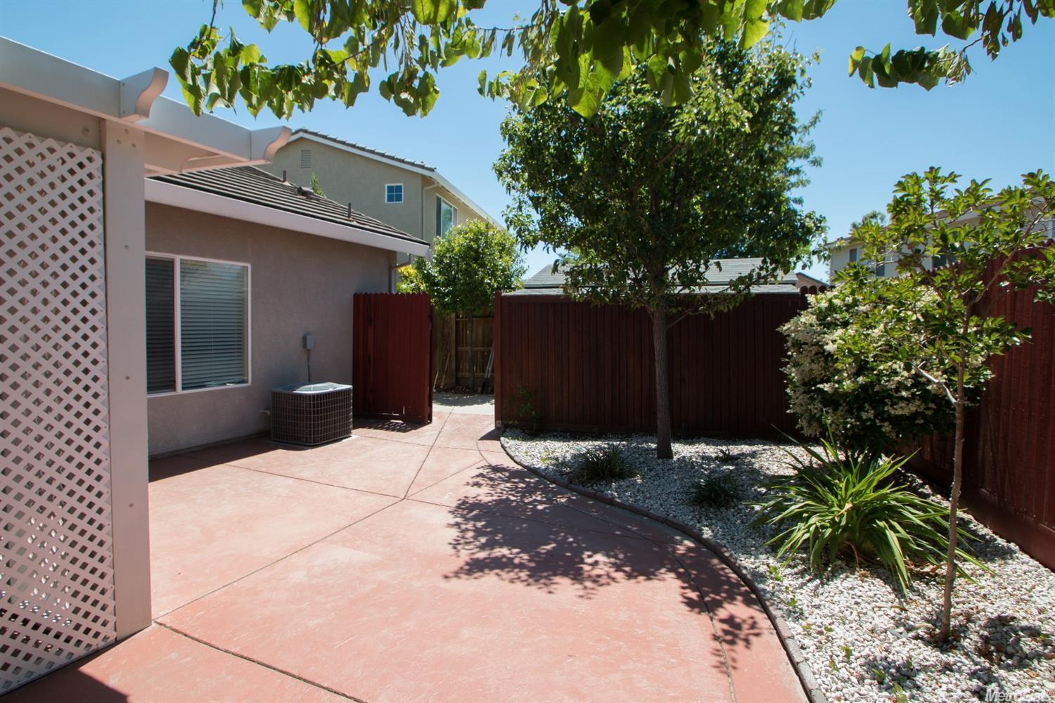 9952 Squirrelview Ct, Elk Grove, CA 95757 photo 32