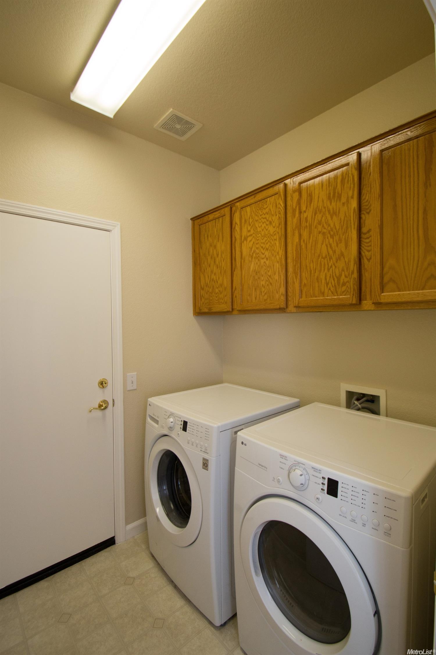 9952 Squirrelview Ct, Elk Grove, CA 95757 photo 21