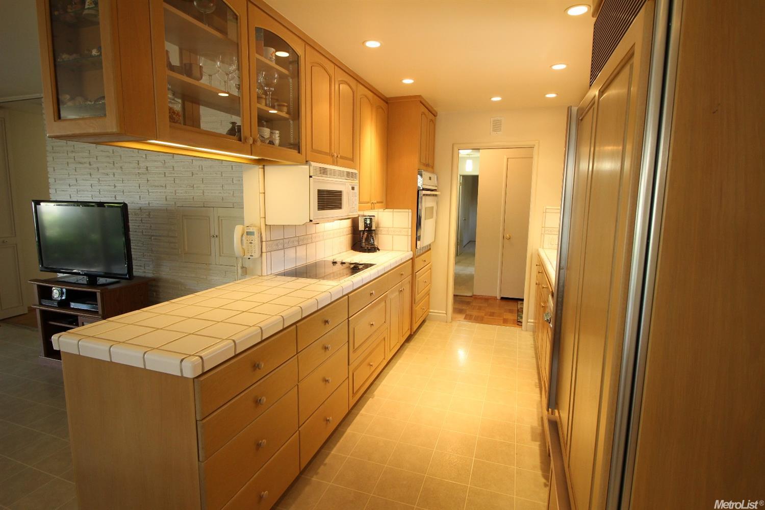 801 Brookvale Dr, Modesto, CA 95355 photo 9