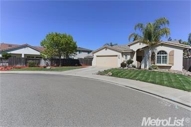 1445 Santa Nella Ct, Merced, CA 95348 photo 2