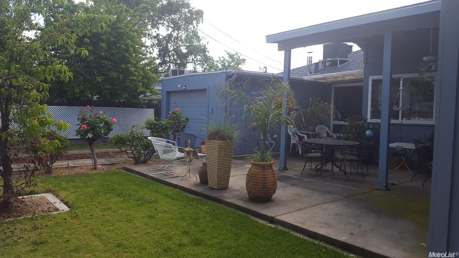 207 E Downs St, Stockton, CA 95204 photo 5