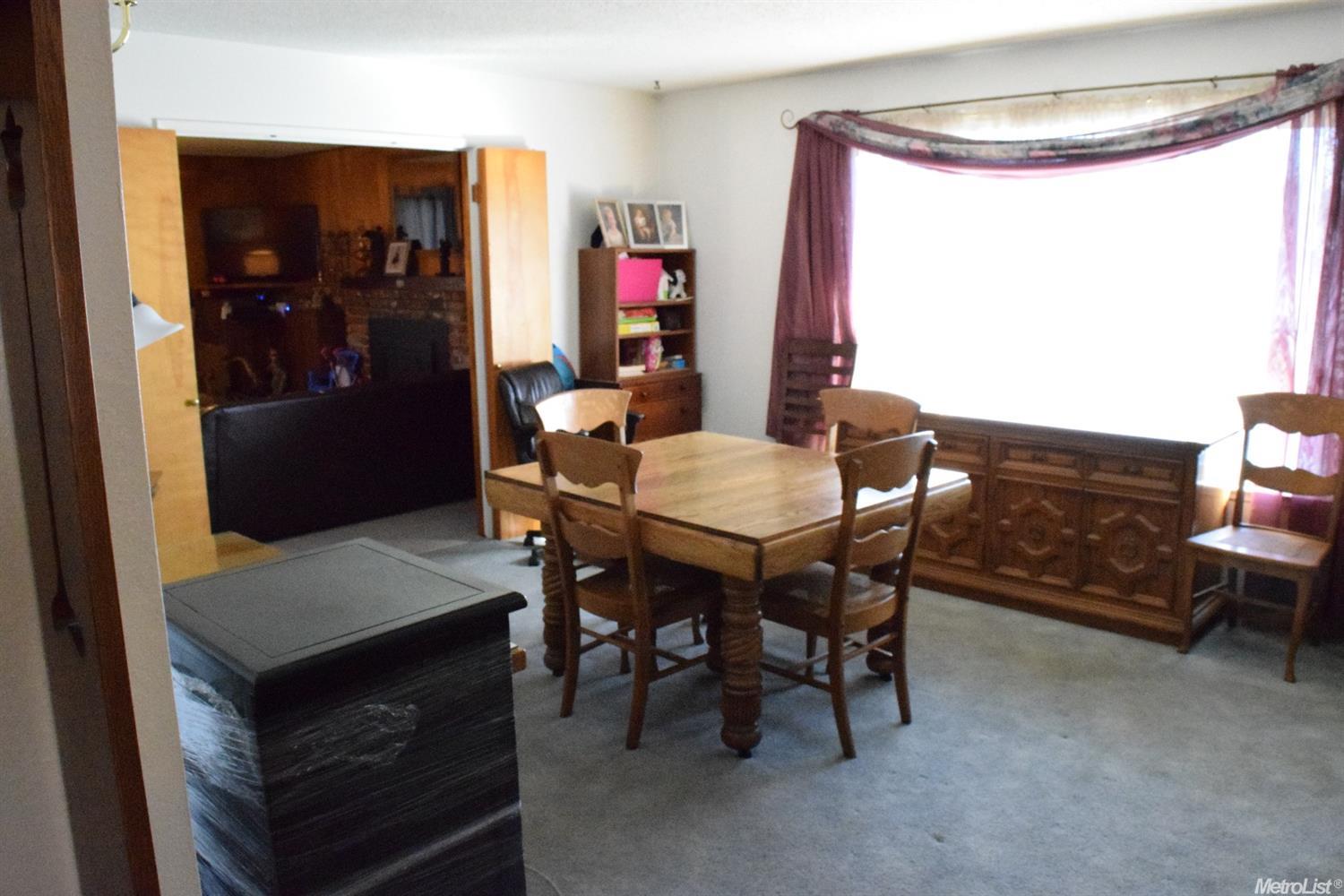 1904 Sylvan Ave, Modesto, CA 95355 photo 8